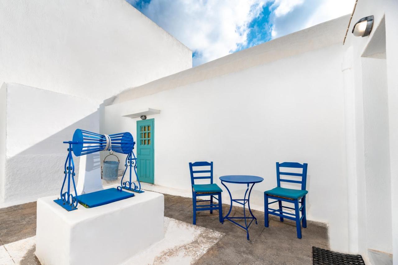 Authentic Santorinian Home Experience Fira  Luaran gambar