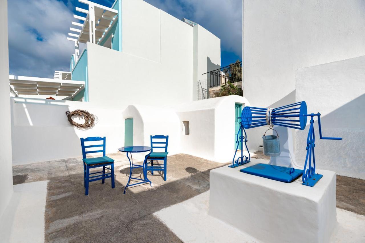 Authentic Santorinian Home Experience Fira  Luaran gambar
